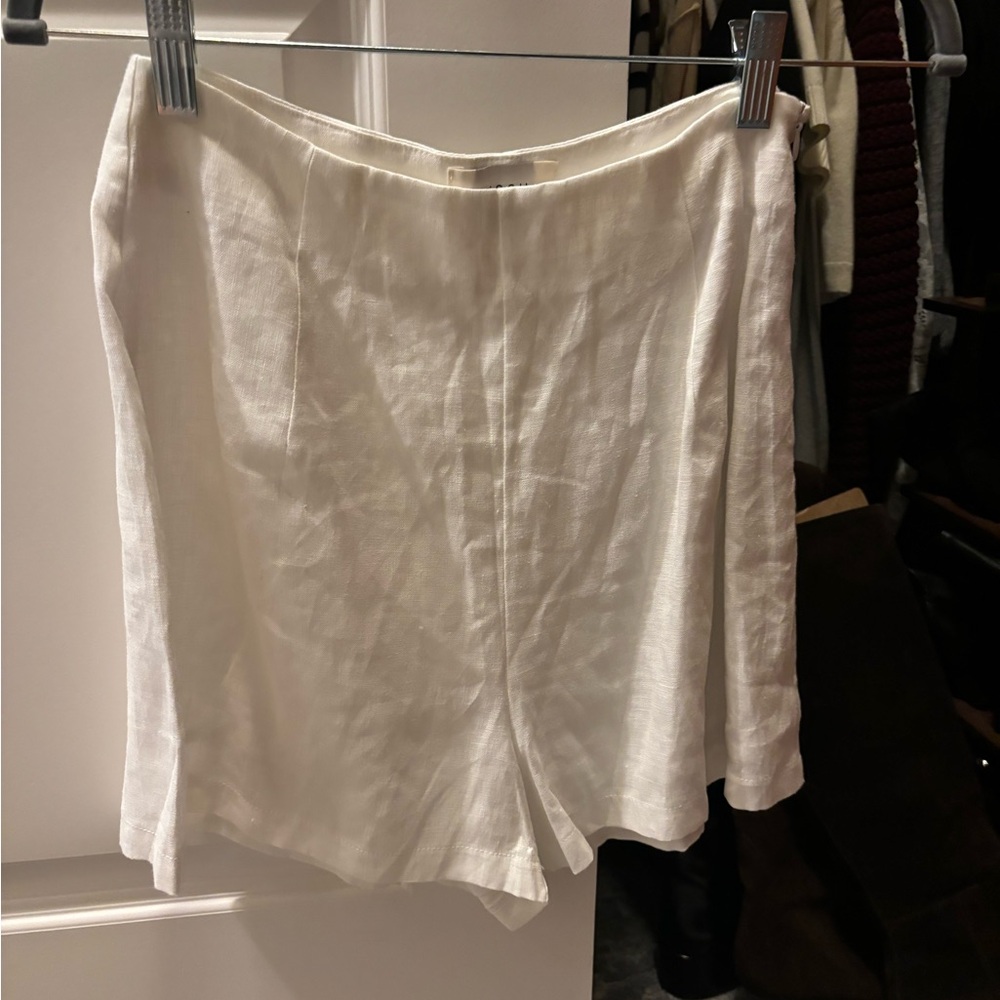 Dissh White Linen Shorts